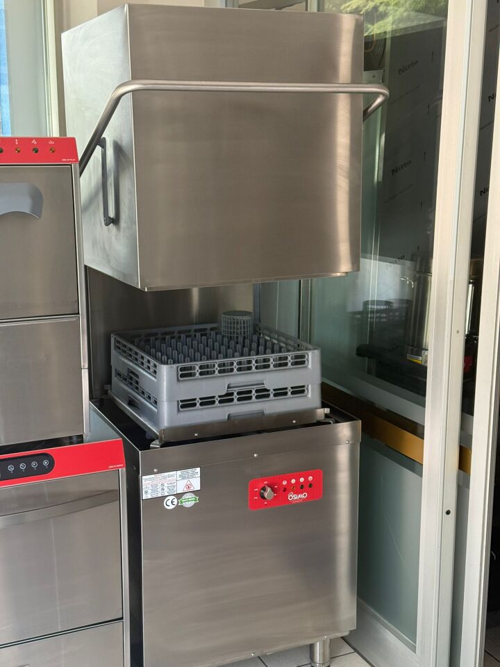 Osimo Giyotin Tip Bulaşık Yıkama Makinesi 1000 Tabak Kapasiteli
