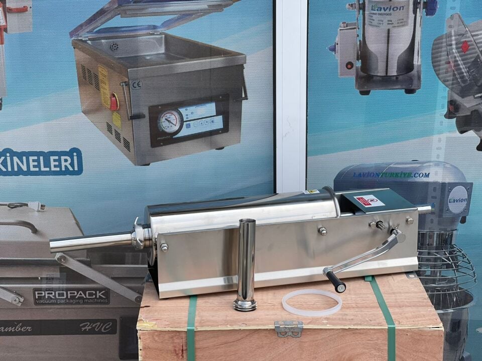 Akse 7 Litre Yatay Sucuk Sosis Dolum Makinesi Manuel Mekanik Kollu