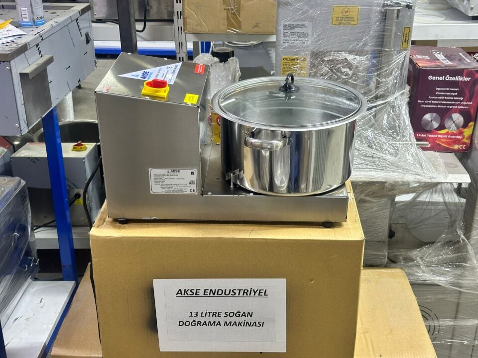 Akse Profesyonel 13 Litre 4 Bıçaklı Soğan Doğrama Makinesi