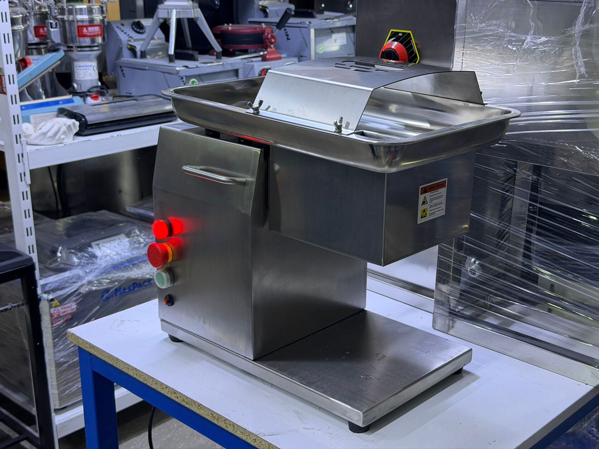 Makpack Julyen ve Kuşbaşı Et Doğrama Makinesi 16 Mm 220 V AKHR-80160