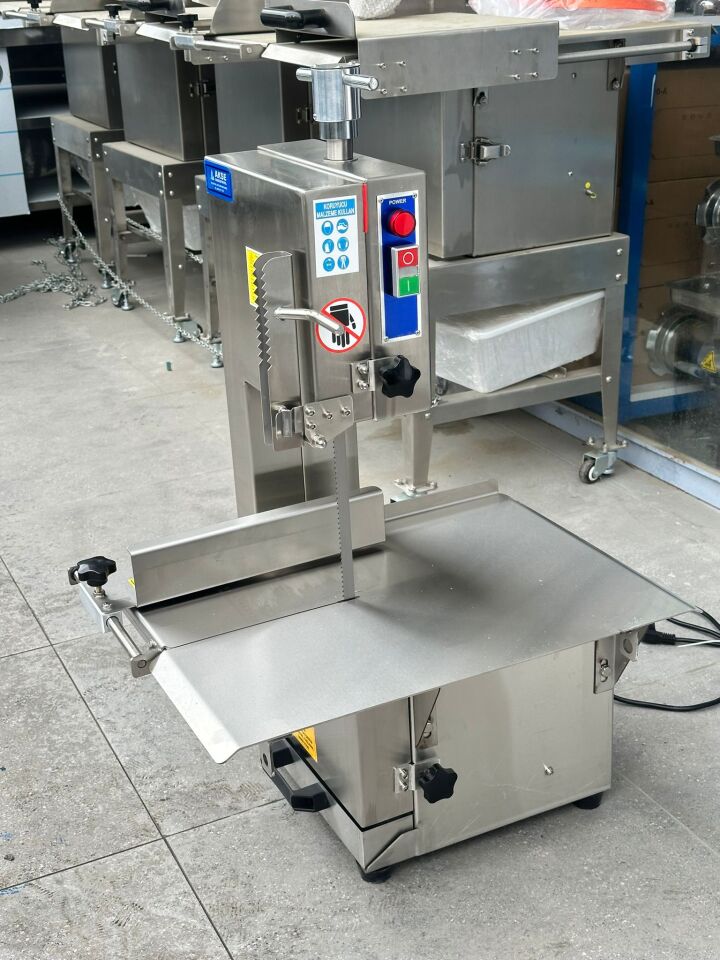 Lavion Paslanmaz Et ve Kemik Kesme Testeresi 220 Volt