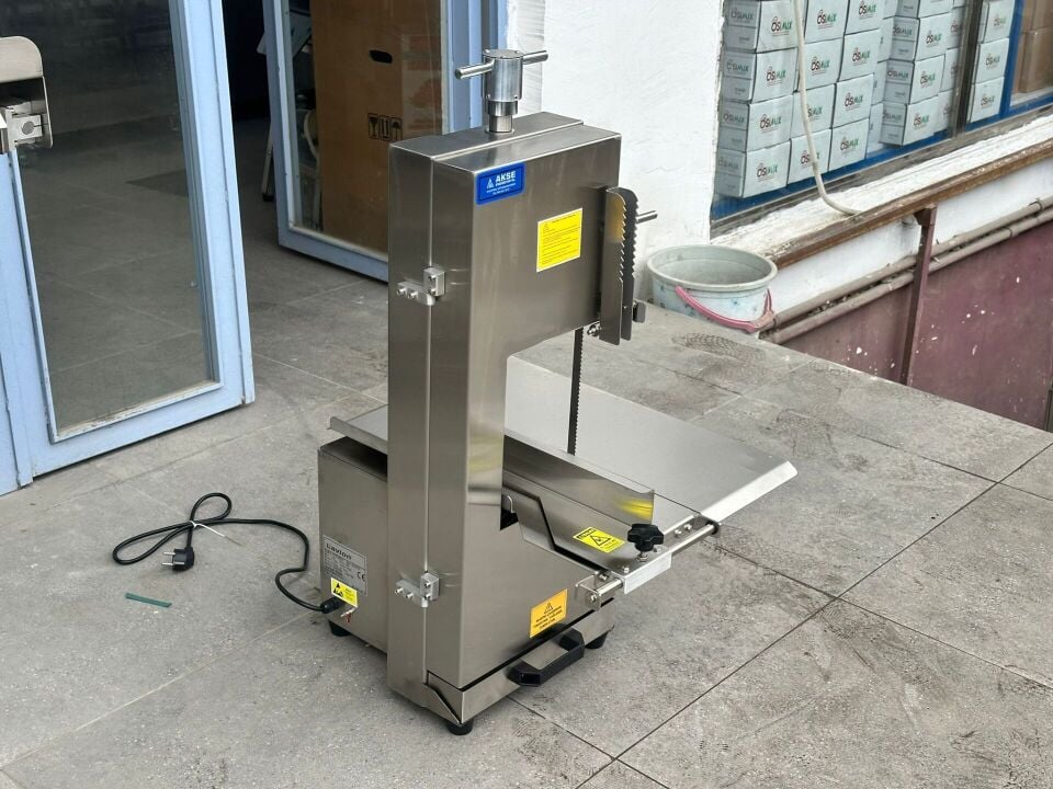 Lavion Paslanmaz Et ve Kemik Kesme Testeresi 380 Volt