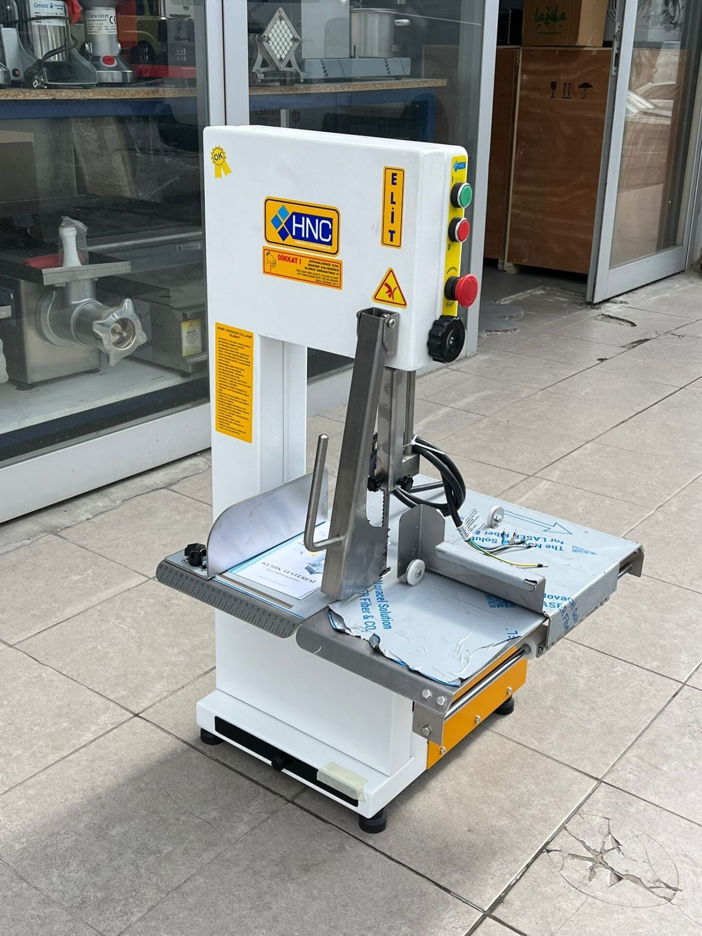 Hnc Elit Otomatik Gergili Et Kemik Testeresi 380 V