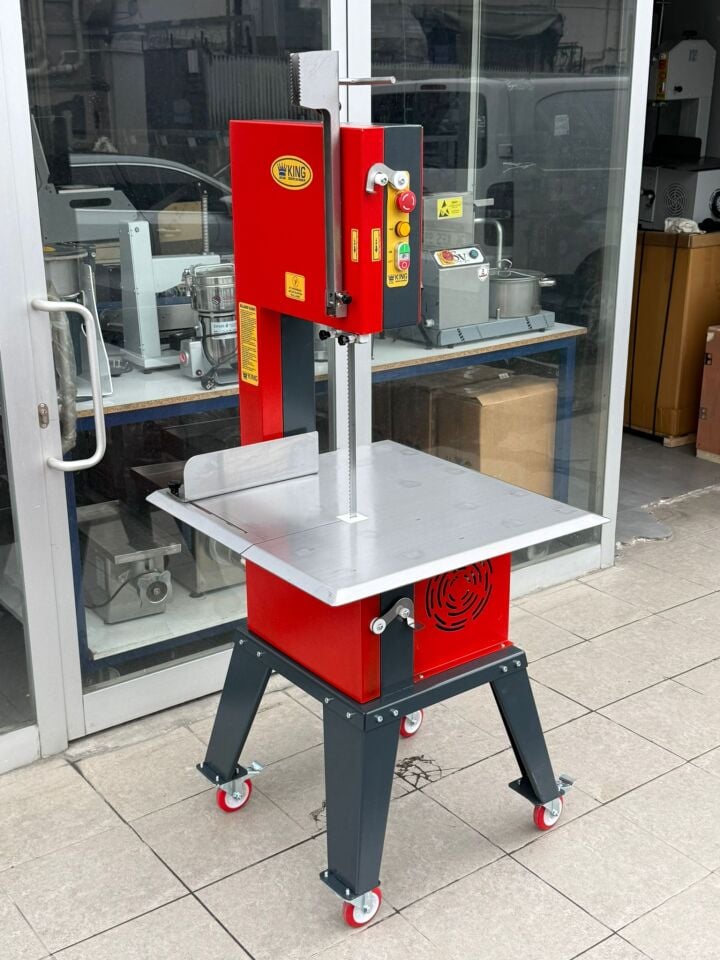 King Mezbaha Tipi Büyükbaş Hayvan Kemik Kesme Makinası 3 Beygir 2,2 Kw