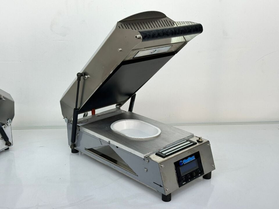 Makpack Elektromıknatıslı Karton Tabak Kapatma Makinesi